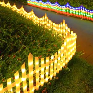 8 Pack 288LED Christmas Tree Fence.Quntis Lighted Christmas Decorative Fence Arc Pattern with 8 Modes&Memory Function Connectable.Waterproof Picket Fence for Flower Pot Garden Christmas Decoration