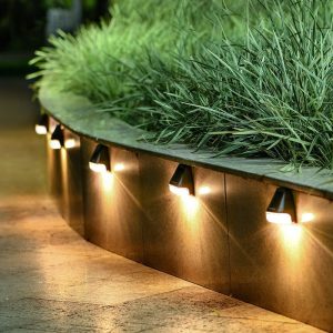 Quntis Warm White Solar Step Lights. IP65 Waterproof Professional Outdoor Lighting for Stairs and Steps